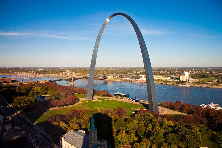 St Louis, MO Insurance - View of Gateway Arch in St Louis Missouri